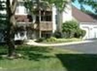 1217 W River Rd N, Elyria, OH 44035