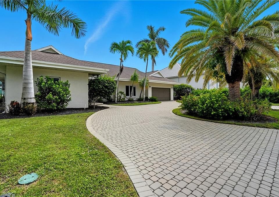 1st image of 5122 Starfish Ave