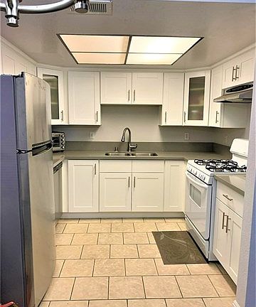 4th image of 13434 Francisquito Ave