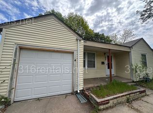 1028 N Terrace Dr, Wichita, KS 67208