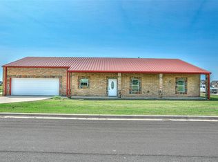 115 Northside Dr, Muenster, TX 76252
