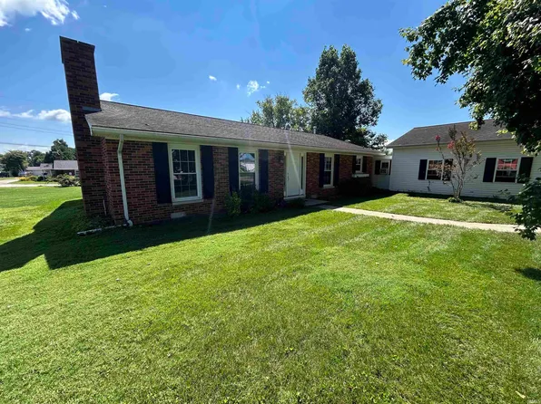1207 N White River Ave, Petersburg, IN 47567