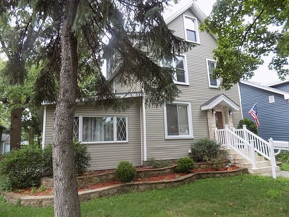2nd image of 1653 E Walnut Ave