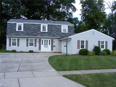 120 Devonshire Ct, Elyria, OH, 44035