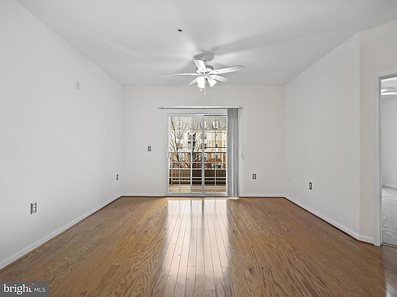 3rd image of 100 Watkins Pond Blvd APT 304