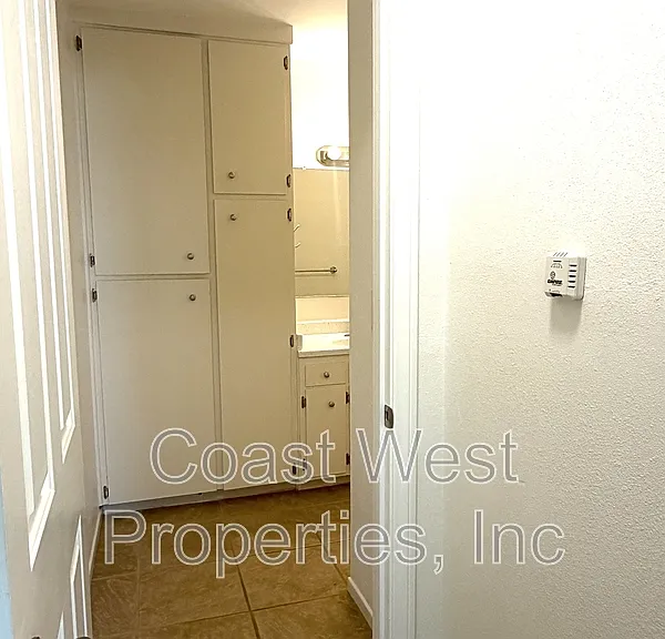 123 Jupiter St #10 — Photo 13