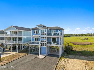 598 Ocean Boulevard W, Holden Beach, NC 28462