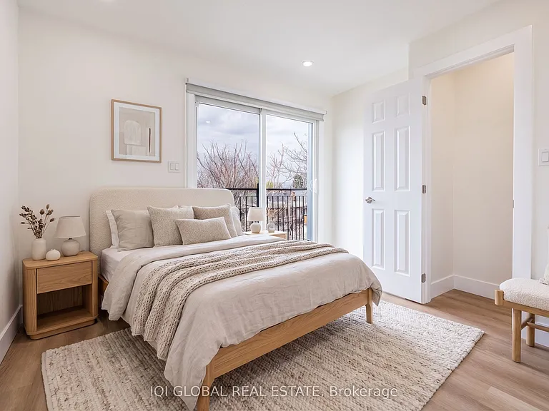 1502 Dufferin St #3 — Photo 14