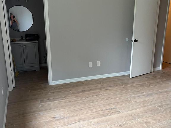 4th image of 1136 Minnet Ct NE