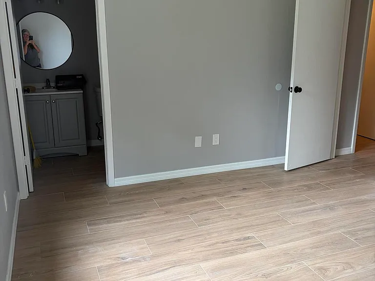 1136 Minnet Ct NE — Photo 4
