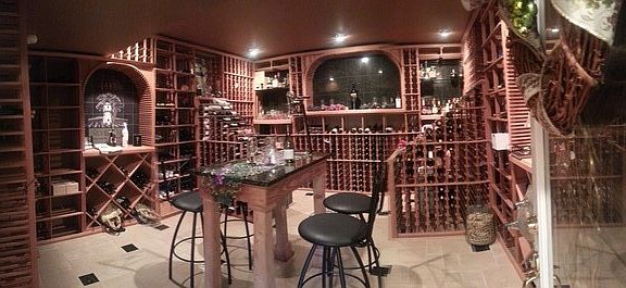 Perfect for the sommelier, enthusiast, or anyone that simply likes to entertain.