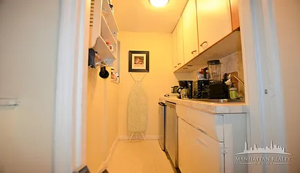 Rented by Manhattan Realty Group