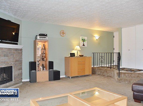 4th image of 76 Parliament Dr W #76