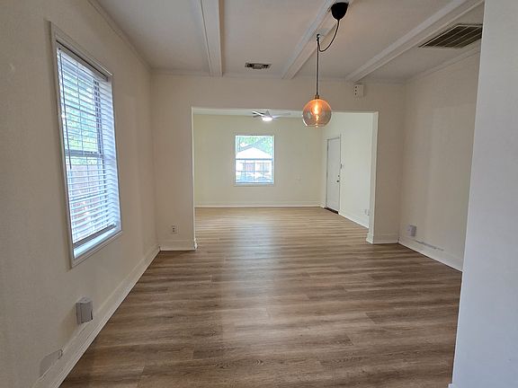 Dining room to living room