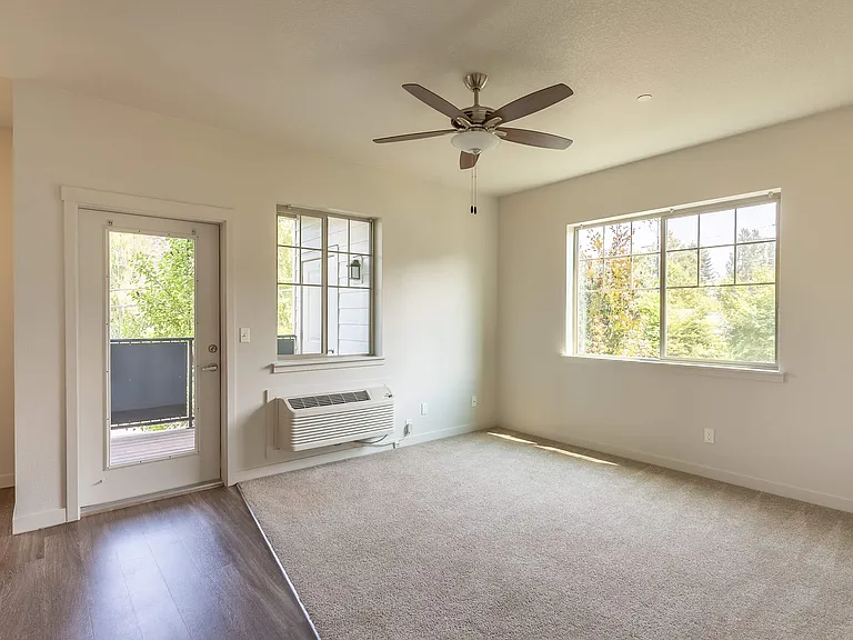 Sandyplace Apartment Homes — Photo 43