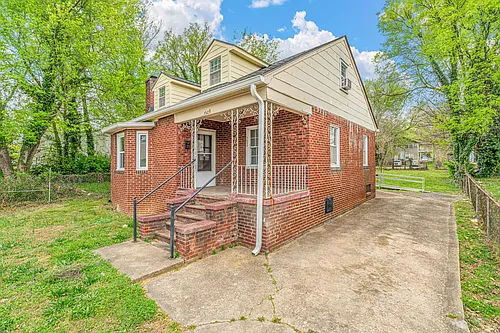 1609 Dunbar St Photo 1