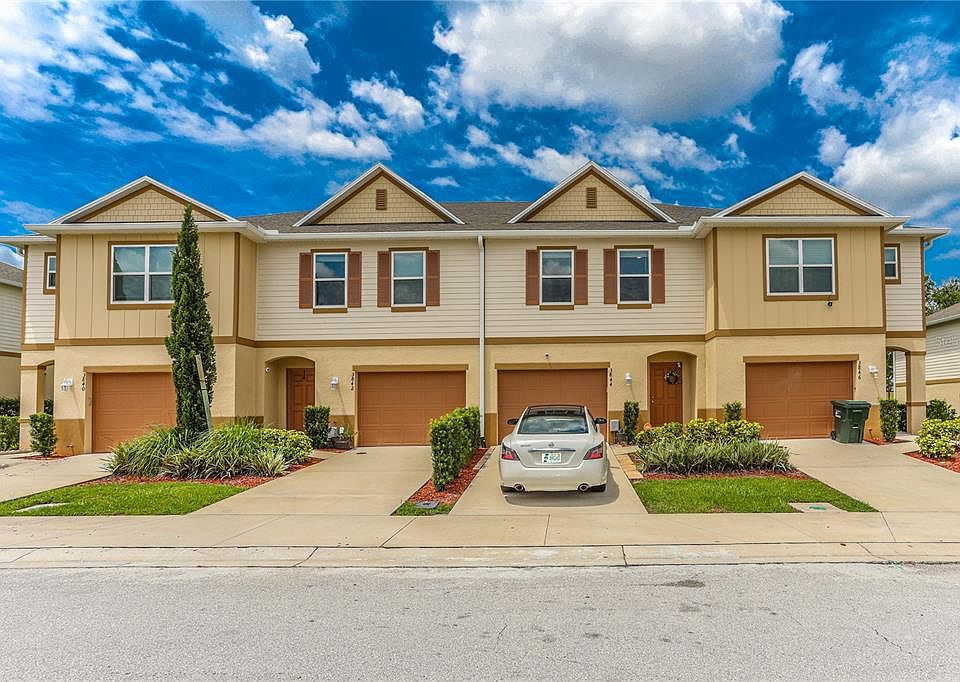 1st image of 3844 Hampstead Ln