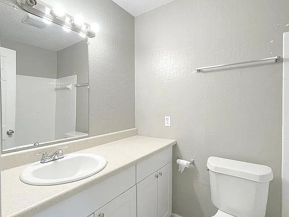 5th image of 311 SE 66th St #9