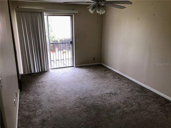 5th image of 5149 La Mancha Ct #35