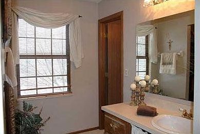 5th image of 3719 Lifford Ct