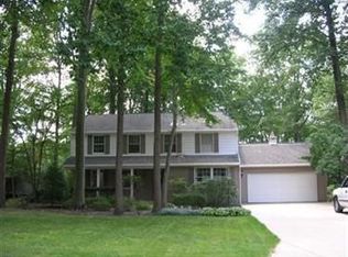 740 Shadowood Ln SE, Warren, OH