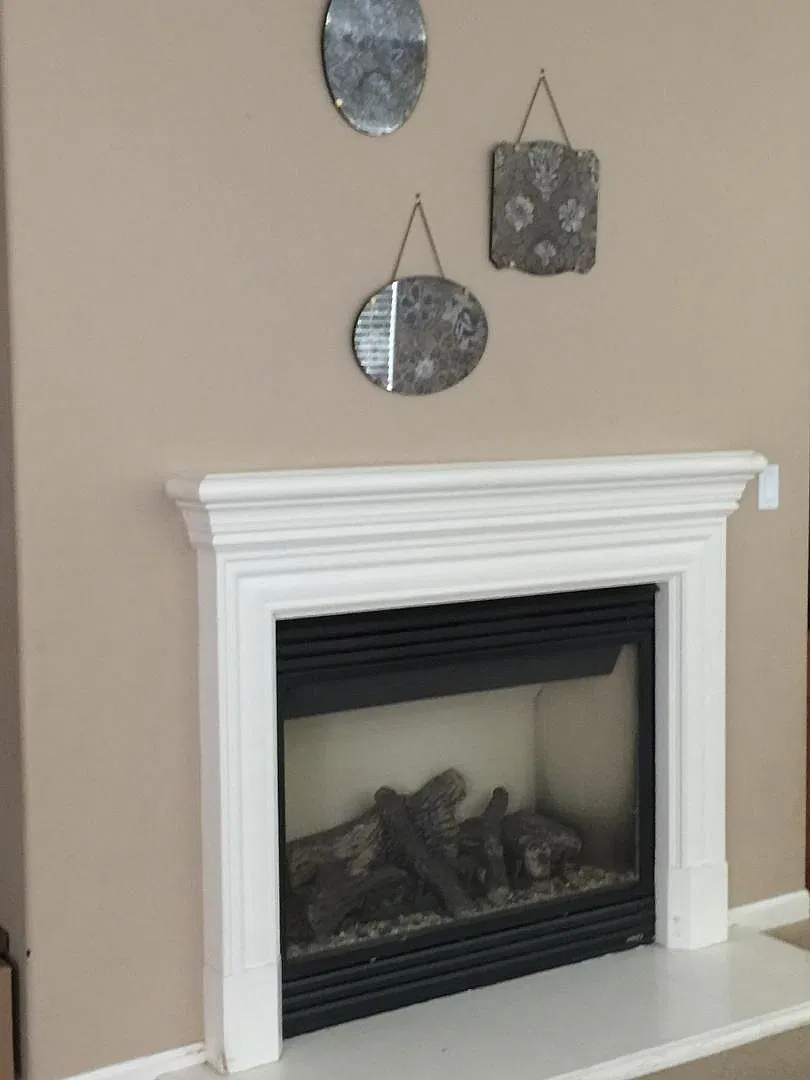 440 W Piedmont Dr — Photo 2