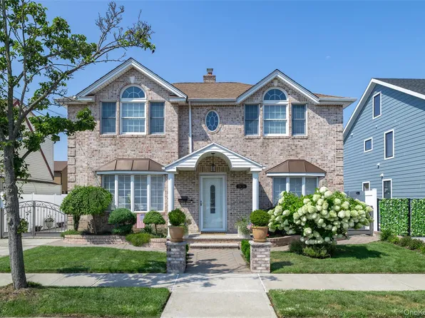 15824 87th Street, Howard Beach, NY 11414