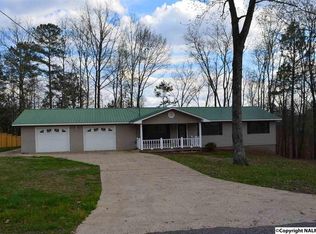 3915 Oak Breeze Rd, Gadsden, AL 35907