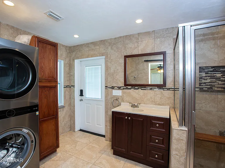 131 Minerva Rd — Photo 11