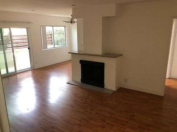 3rd image of 11956 Gorham Ave #11