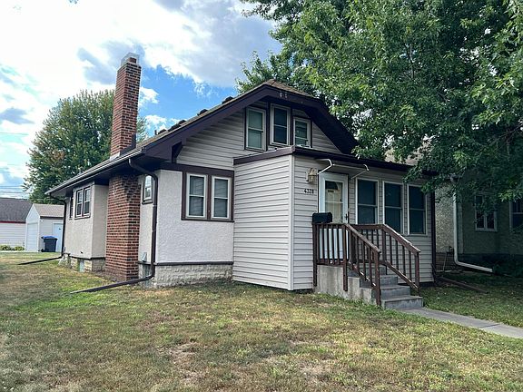 3rd image of 4328 28th Ave S