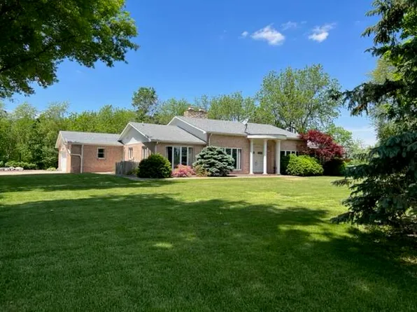 2032 62nd St, Monmouth, IL 61462