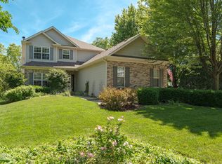 626 Carnation Dr, Oswego, IL 60543