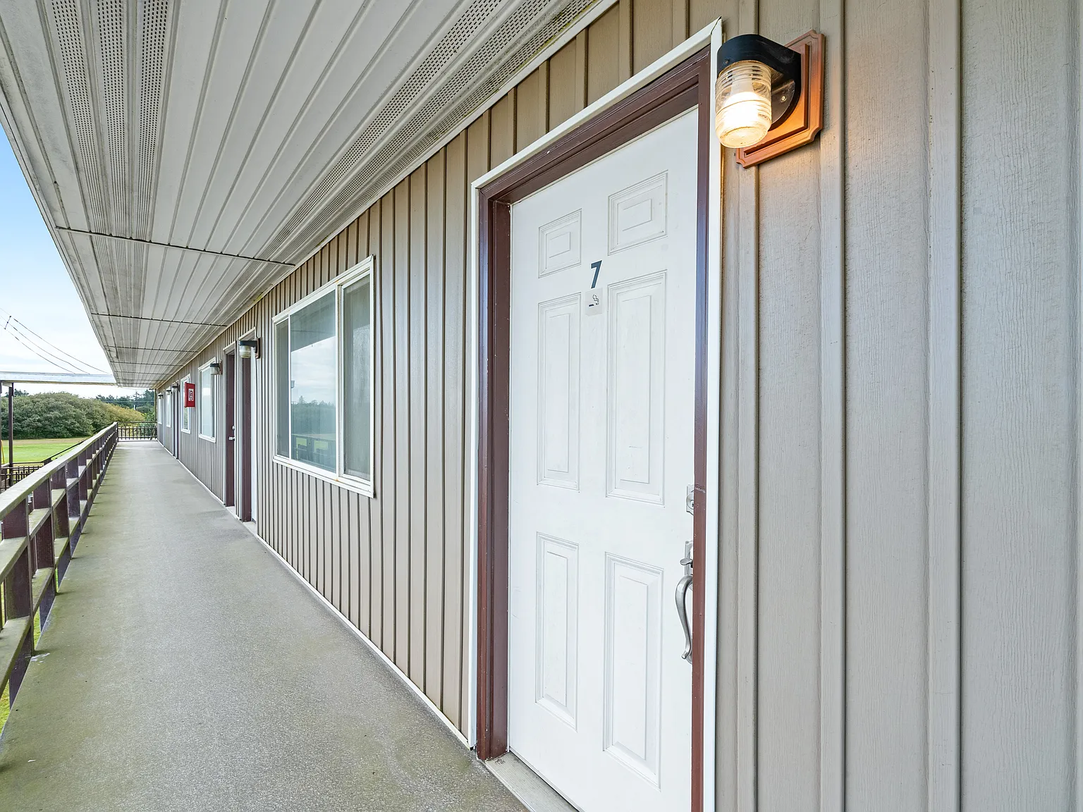 2 bed, $1,350 — Photo 2