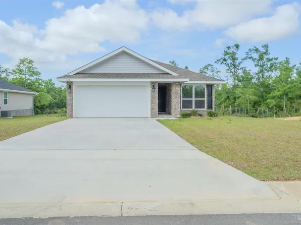 602 Sandpine Dr #14C, Cantonment, FL 32533