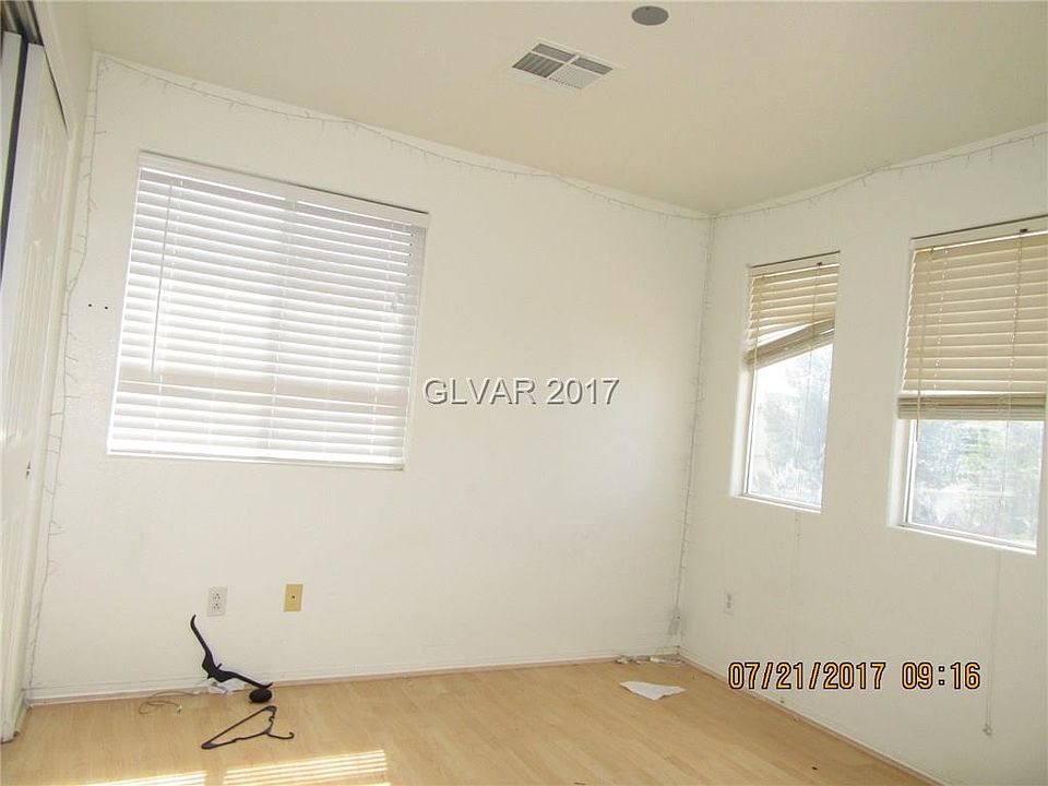 2nd image of 1028 Cantabria Heights Ave