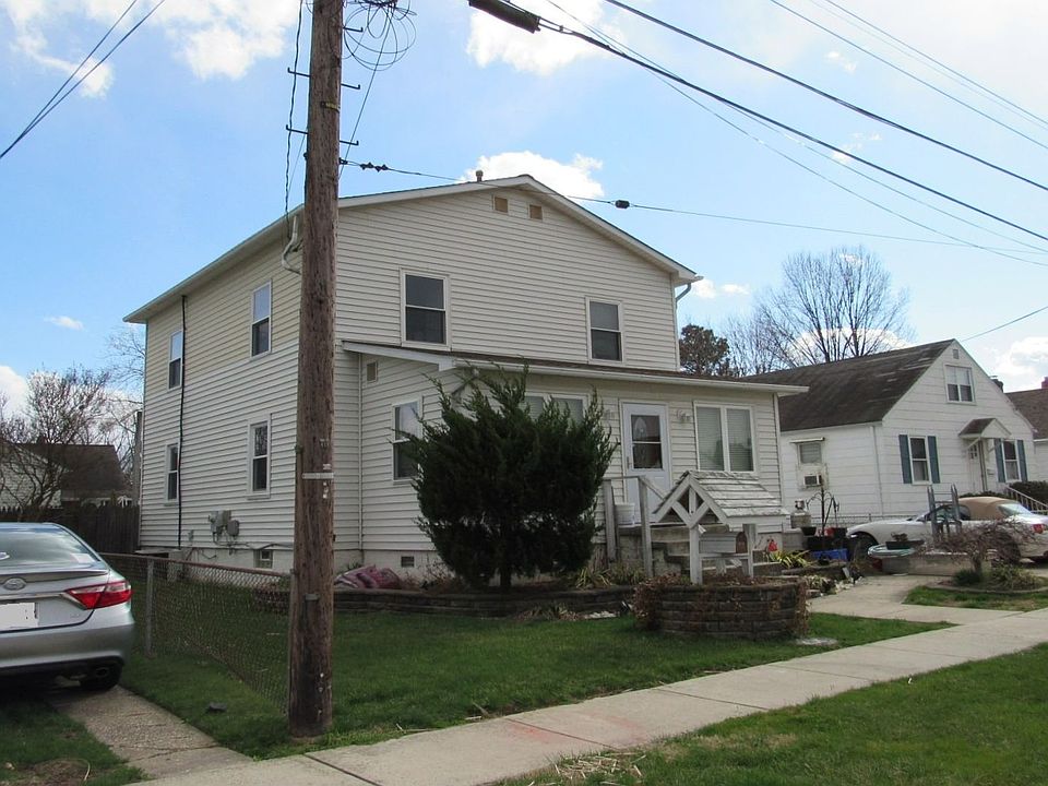 2nd image of 959 Woodlynn Rd