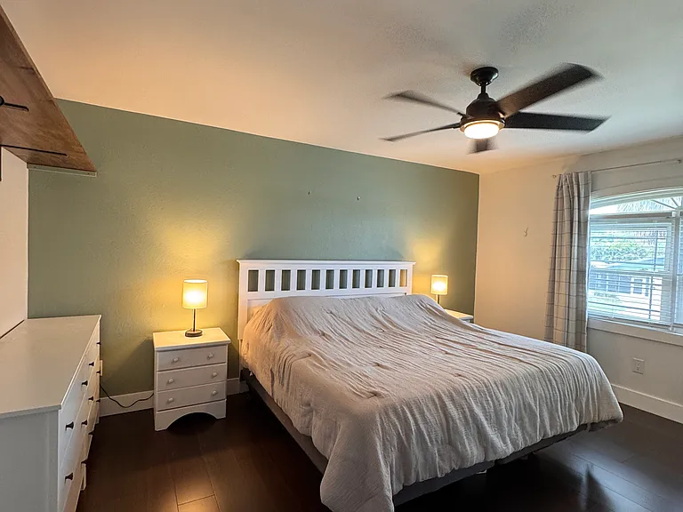 1834 Shore Acres Blvd NE — Photo 8