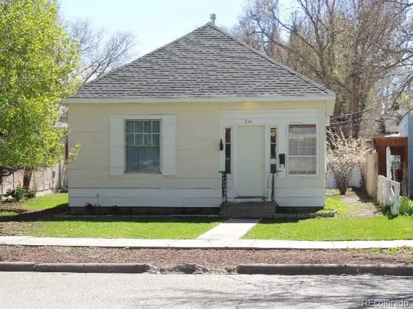 304 West Ave, Alamosa, CO 81101