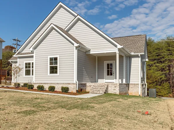1027 Sycamore Rdg E Lot 49, Burns, TN 37029