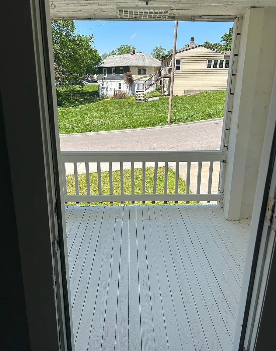 2 bed, 890 sqft, $1,150 — Photo 3
