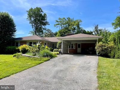 5821 Midhill St, Bethesda, MD, 20817