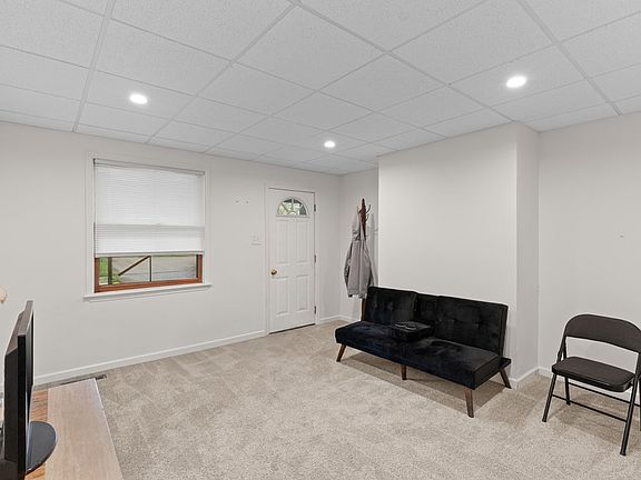 5th image of 611 Washington Avenue