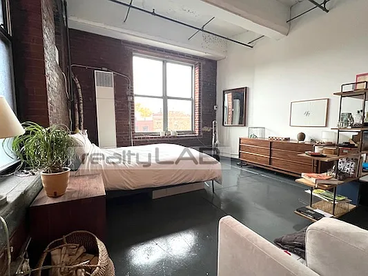 Rented by Realty Lab LLC | media 3