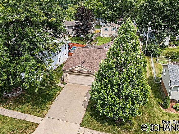 3rd image of 3506 35th St