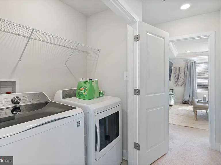 6960 Farragut Dr — Photo 19
