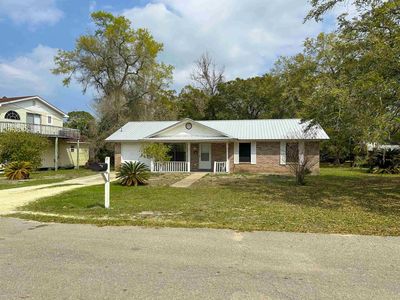 253 9th St, Apalachicola, FL, 32320