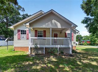 8 Hinkle St, Thomasville, NC 27360