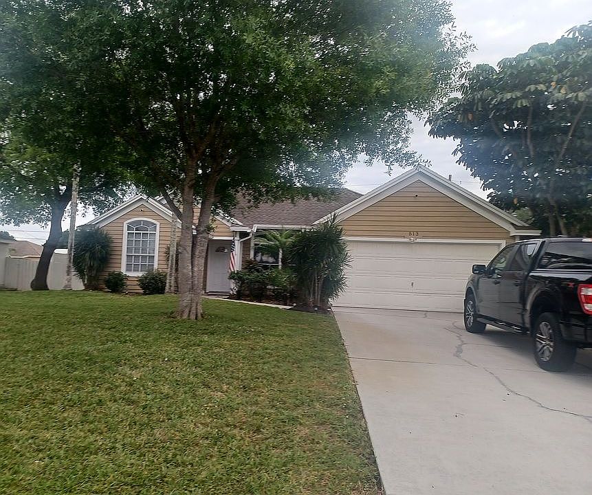 1st image of 513 NW Biscayne Dr