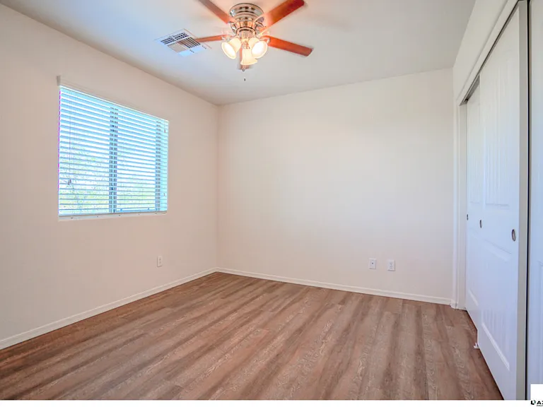 10225 W Camelback Rd #28 — Photo 22